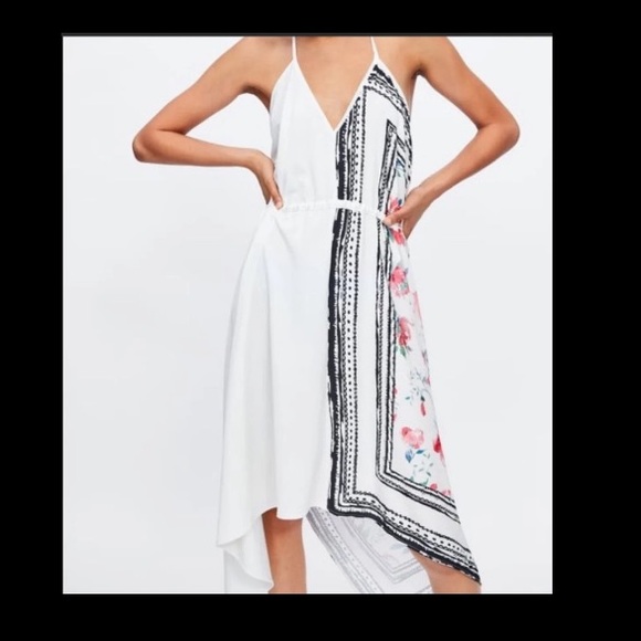 BRAND NEW W/ TAGS🔥 Zara Floral Handkerchief Dress - Picture 1 of 7